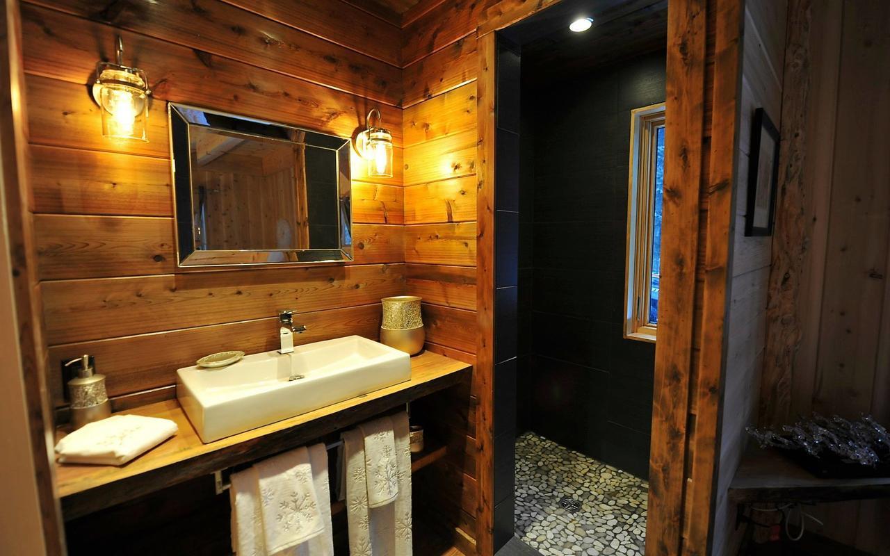 לה מלבאי Le Bivouac - Les Chalets Spa Canada מראה חיצוני תמונה